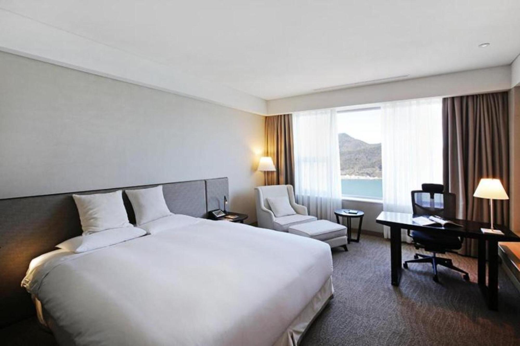Geoje Samsung Hotel Экстерьер фото